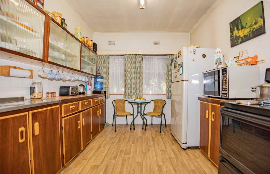 4 Bedroom Property for Sale in Oostersee Western Cape